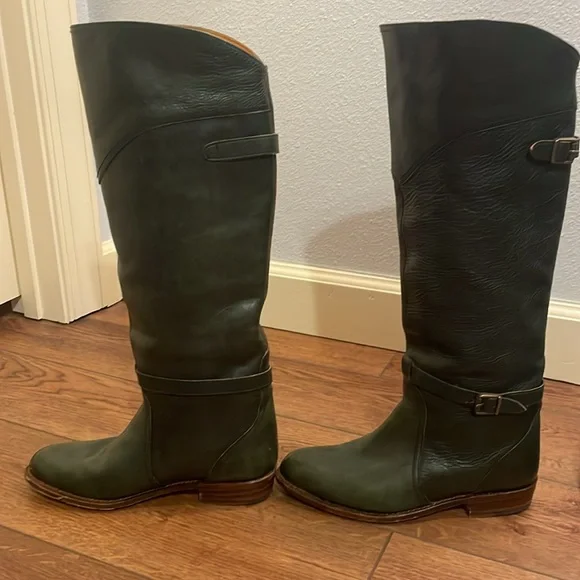 Frye Women's Heeled Boots in Dark Green - Picture 4 of 14